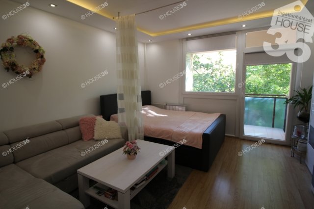 Kiadó panellakás, albérlet, Kecskeméten 150 E Ft / hó, 2 szobás