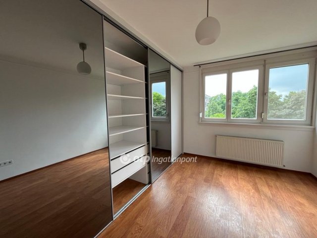 Eladó téglalakás, Budapesten, X. kerületben 62.5 M Ft