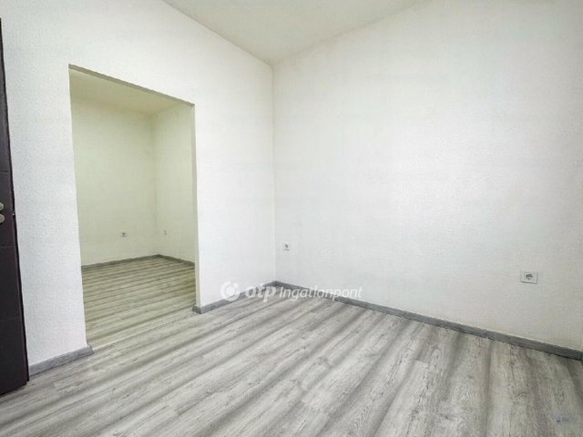 Eladó téglalakás, Budapesten, XIV. kerületben 34.9 M Ft