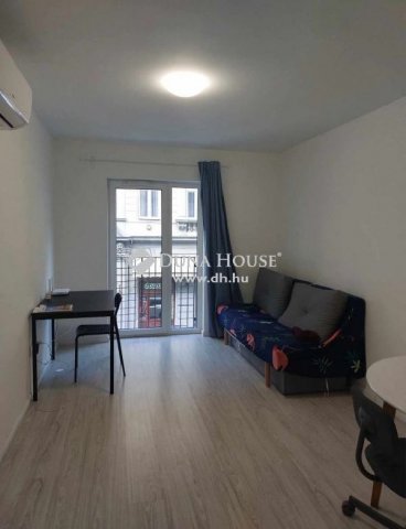 Eladó téglalakás, Budapesten, VI. kerületben 65 M Ft, 2 szobás