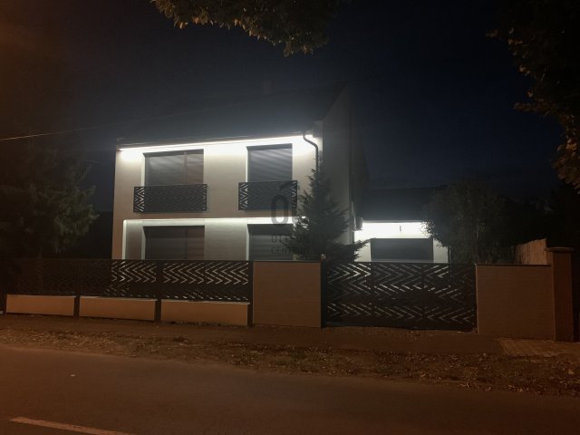 Eladó családi ház, Hajdúszoboszlón 159.9 M Ft, 5 szobás