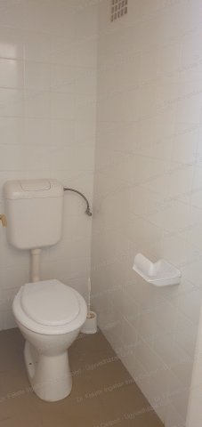 Kiadó iroda, Győrött 55 E Ft / hó, 1 szobás