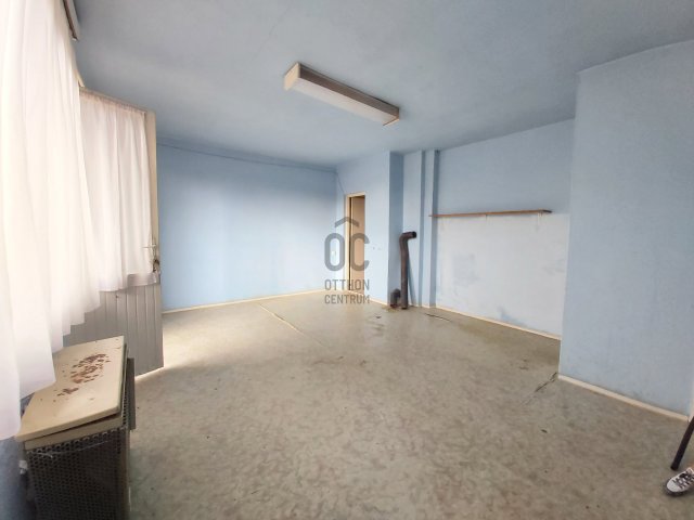 Eladó családi ház, Lőrinciben 24.9 M Ft, 4 szobás