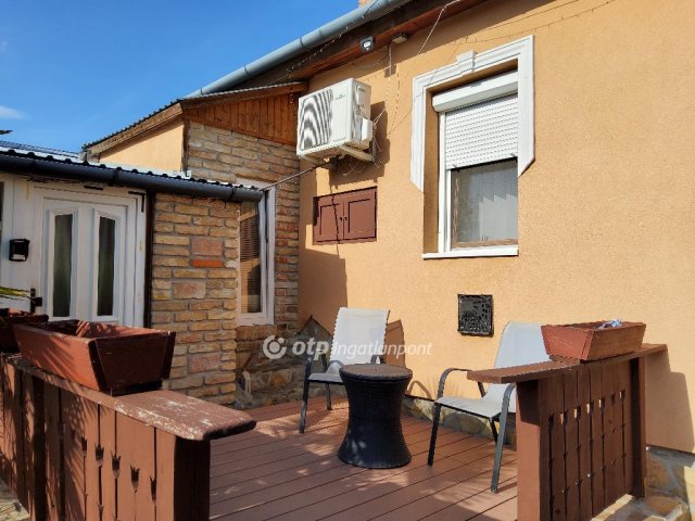 Eladó családi ház, Hatvanban 74.7 M Ft, 4 szobás