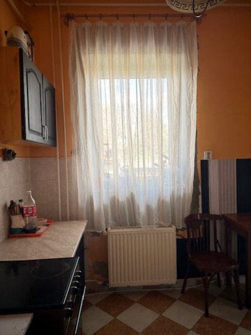 Eladó téglalakás, Pápán 21.9 M Ft, 1 szobás