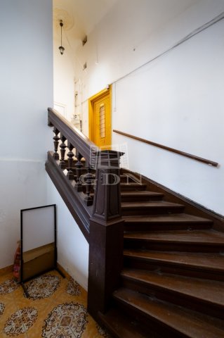 Eladó téglalakás, Budapesten, VI. kerületben 74.9 M Ft, 2 szobás