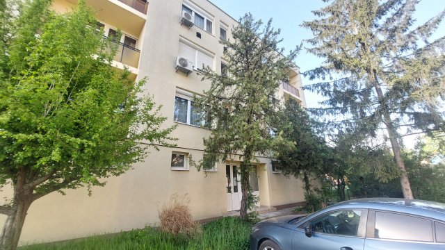 Eladó téglalakás, Ecseren 49.9 M Ft, 2 szobás