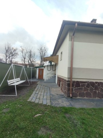 Eladó családi ház, Siófokon 114.9 M Ft, 4 szobás