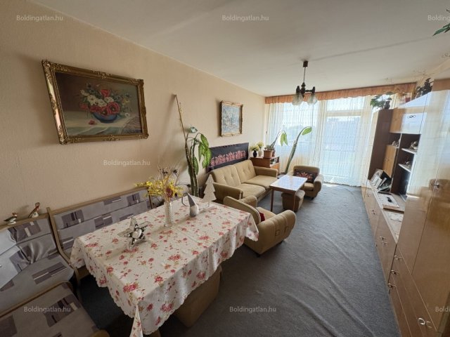 Eladó panellakás, Kaposváron 21.9 M Ft, 2 szobás
