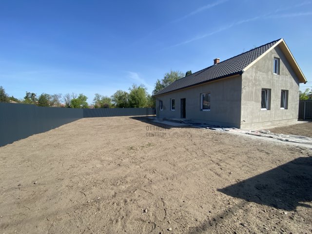 Eladó családi ház, Abonyban 34 M Ft, 3 szobás
