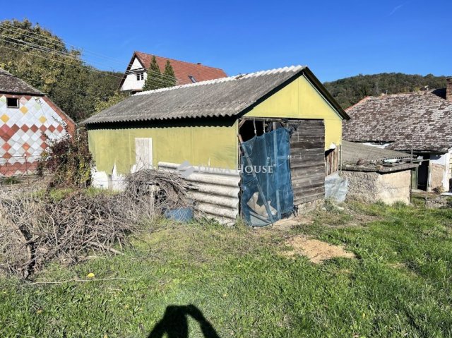 Eladó családi ház, Pécsváradon 9.9 M Ft, 2 szobás