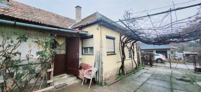 Eladó családi ház, Kosdon 75 M Ft, 4 szobás