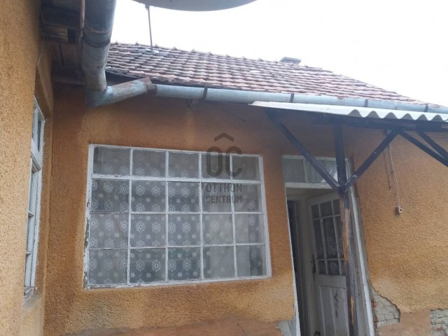 Eladó családi ház, Lövőpetrin 3.5 M Ft, 3 szobás