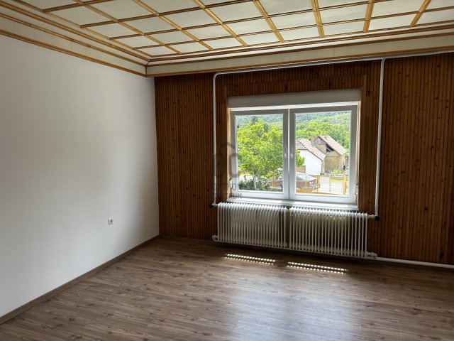 Eladó családi ház, Mecseknádasdon 66.9 M Ft, 4 szobás