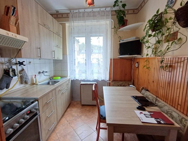 Eladó téglalakás, Salgótarjánban 11.99 M Ft, 2 szobás