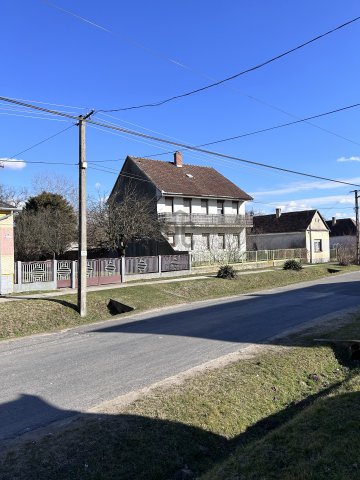 Eladó családi ház, Taranyon 12.9 M Ft, 6 szobás
