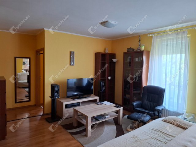 Eladó téglalakás, Budapesten, X. kerületben 93 M Ft, 3 szobás