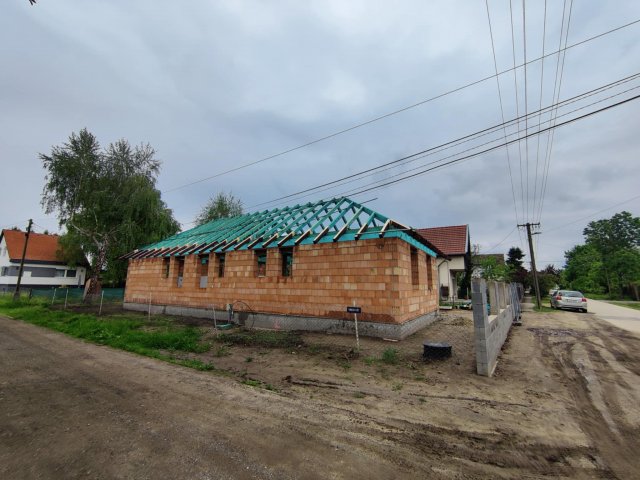 Eladó családi ház, Monoron 125 M Ft, 5 szobás