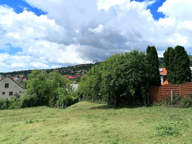 Eladó telek, Pécsett 25 M Ft / költözzbe.hu