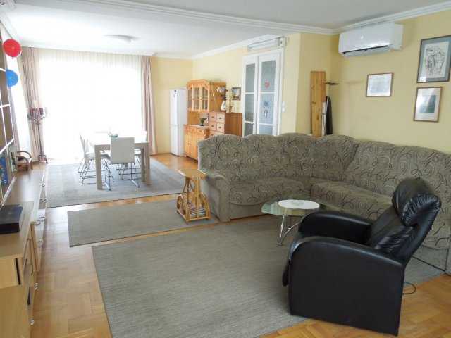 Eladó családi ház, Budapesten, X. kerületben 149 M Ft, 4 szobás