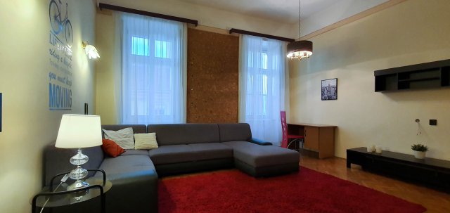 Eladó téglalakás, Sopronban 44 M Ft, 2 szobás