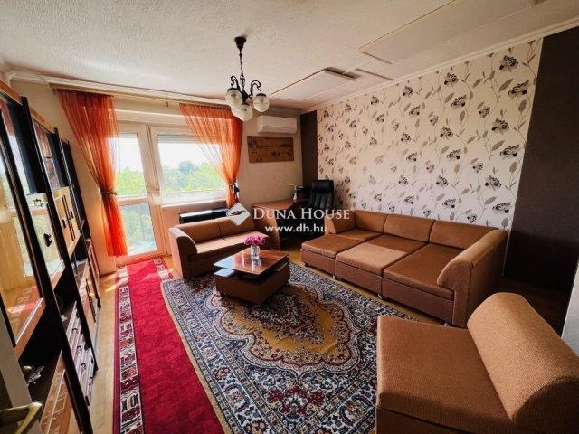 Eladó téglalakás, Szigetszentmiklóson 47.99 M Ft, 2 szobás