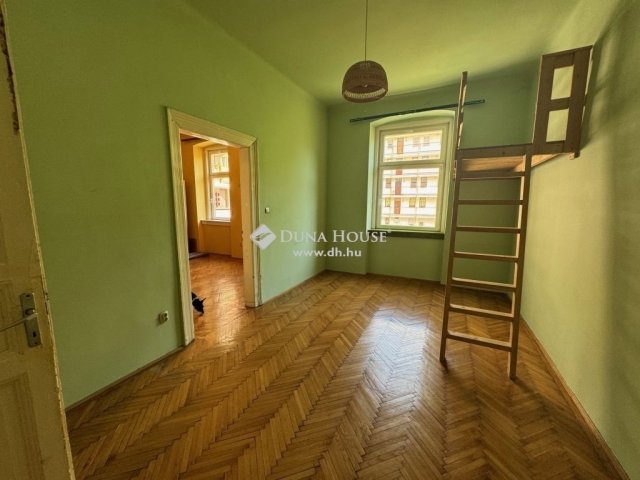 Eladó téglalakás, Budapesten, XIII. kerületben 100 M Ft