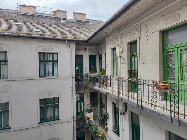 Eladó téglalakás, Budapesten, VII. kerületben 79.9 M Ft