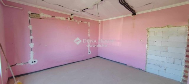 Eladó családi ház, Becsehelyen 16.5 M Ft, 2 szobás