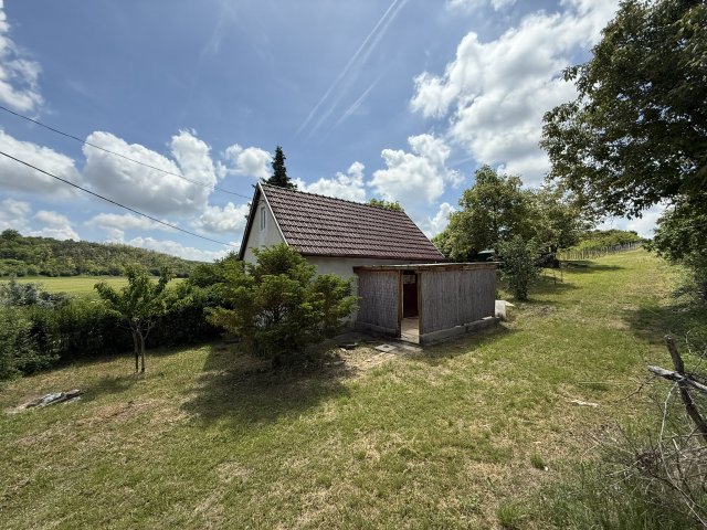 Eladó családi ház, Lovasberényben 19.9 M Ft, 2 szobás