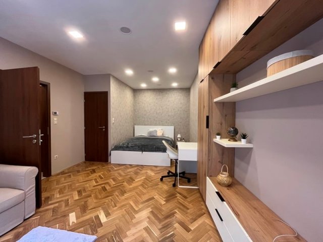 Kiadó téglalakás, albérlet, Pécsett 220 E Ft / hó, 1 szobás