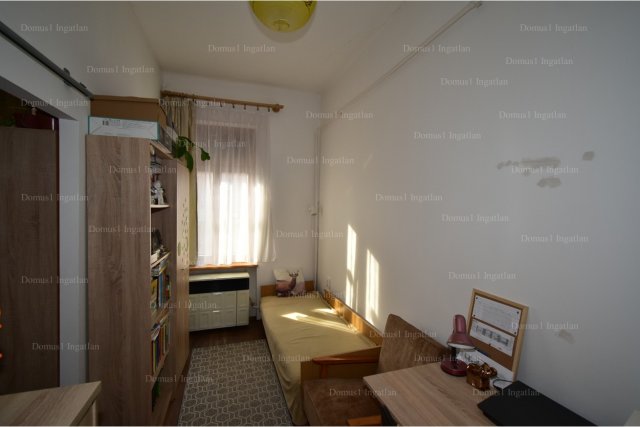Eladó téglalakás, Szombathelyen 27.7 M Ft, 2 szobás