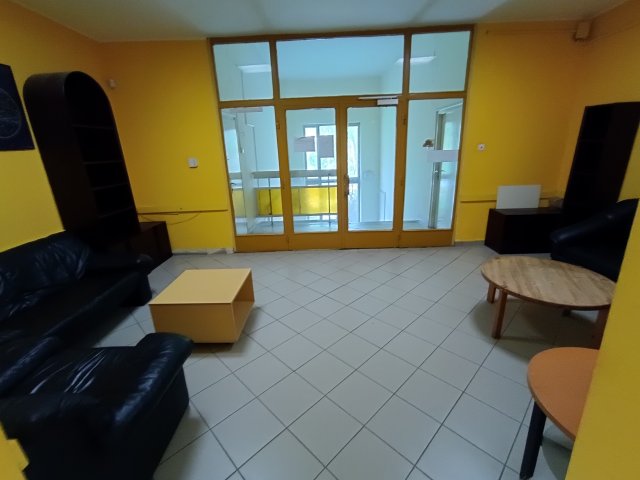 Eladó téglalakás, Székesfehérvárott 25 M Ft, 1 szobás