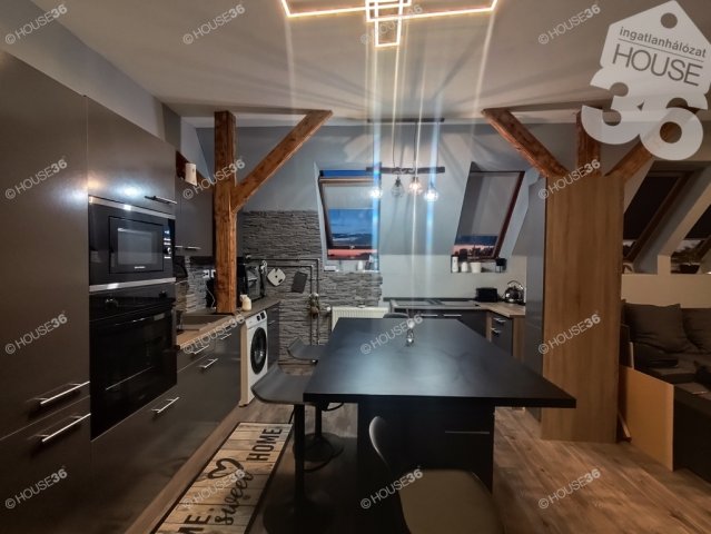 Eladó téglalakás, Kecskeméten 39.7 M Ft, 2 szobás