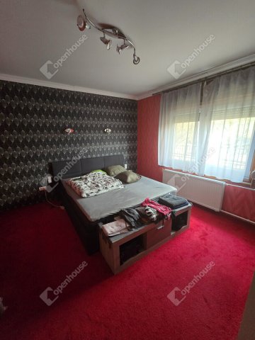 Eladó családi ház, Vecsésen 89.5 M Ft, 4 szobás