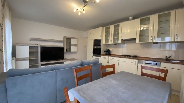 Kiadó téglalakás, albérlet, Debrecenben 360 E Ft / hó, 4 szobás