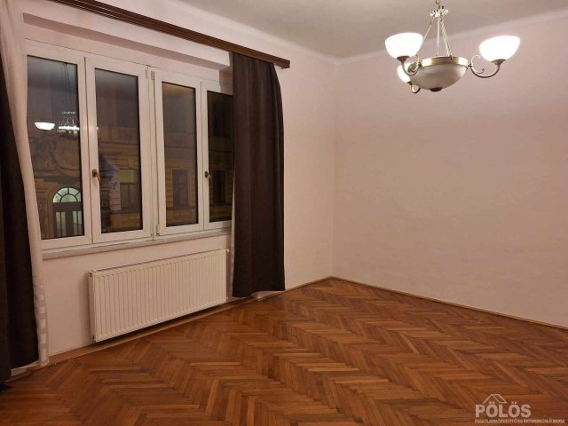 Kiadó téglalakás, albérlet, Béren 180 E Ft / hó, 2 szobás