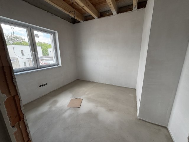 Eladó családi ház, Győrött 122 M Ft, 4 szobás