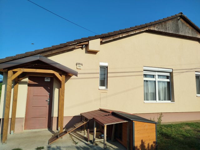 Eladó családi ház, Petrikeresztúron 68 M Ft, 4 szobás