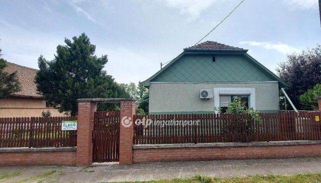 Eladó családi ház, Mezőtúron 18.999 M Ft, 1+2 szobás