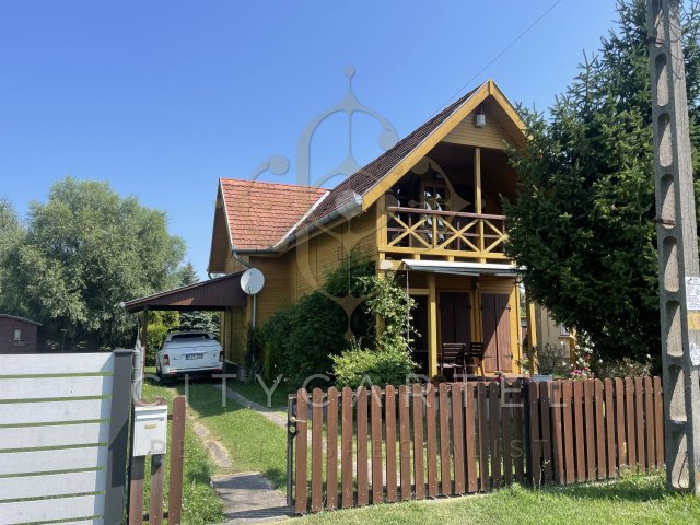 Eladó nyaraló, Balatonmáriafürdőn 61.9 M Ft, 4 szobás