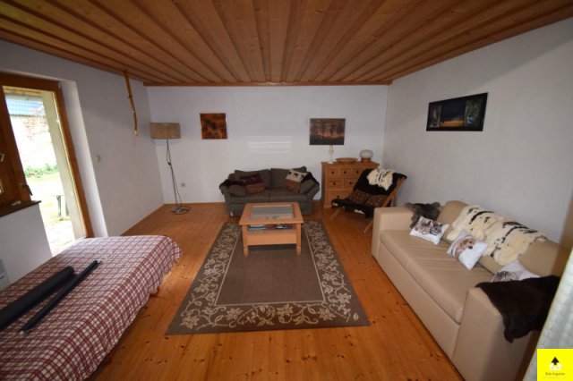 Eladó családi ház, Zsirán 34.5 M Ft, 2 szobás