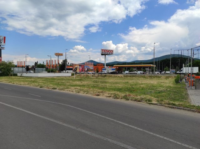Kiadó telek, Egerben 738 E Ft / hó / költözzbe.hu
