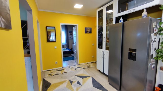 Eladó családi ház, Deszken 95 M Ft, 3+4 szobás