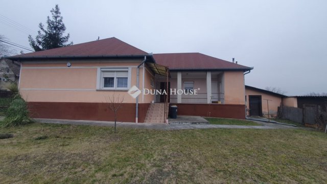 Eladó családi ház, Sülysápon 52 M Ft, 3 szobás
