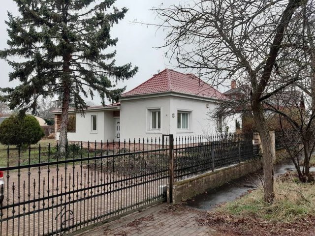 Eladó családi ház, Budapesten, XVII. kerületben 125 M Ft
