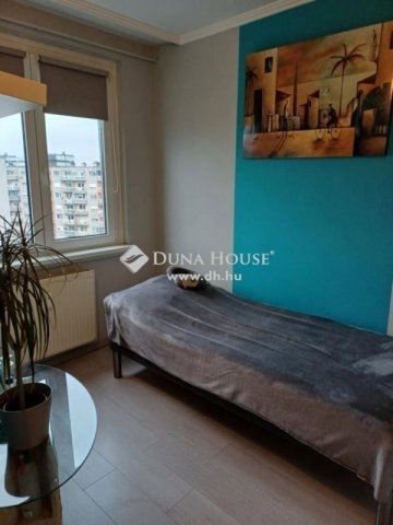 Eladó panellakás, Budapesten, XV. kerületben 79 M Ft, 4 szobás