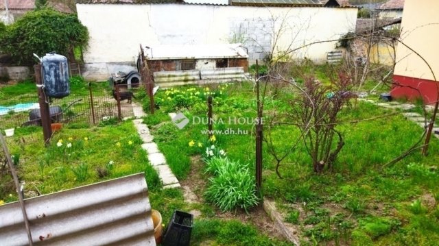 Eladó családi ház, Sülysápon 59.9 M Ft, 3 szobás