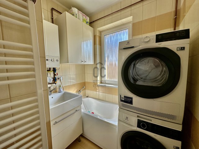 Eladó családi ház, Gödön 116.9 M Ft, 4 szobás