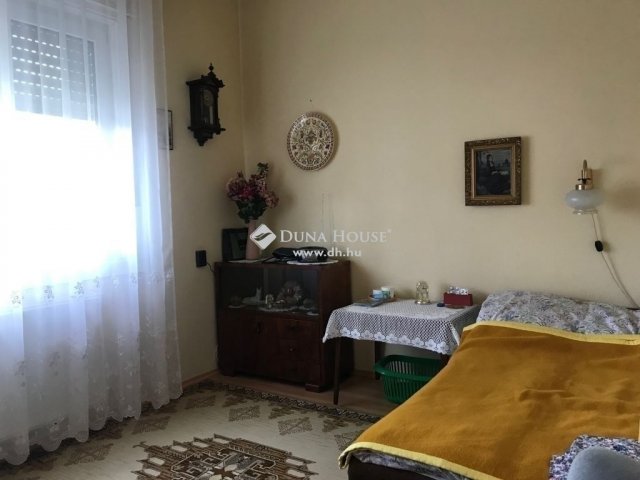 Eladó ikerház, Szentendrén 89 M Ft, 5 szobás